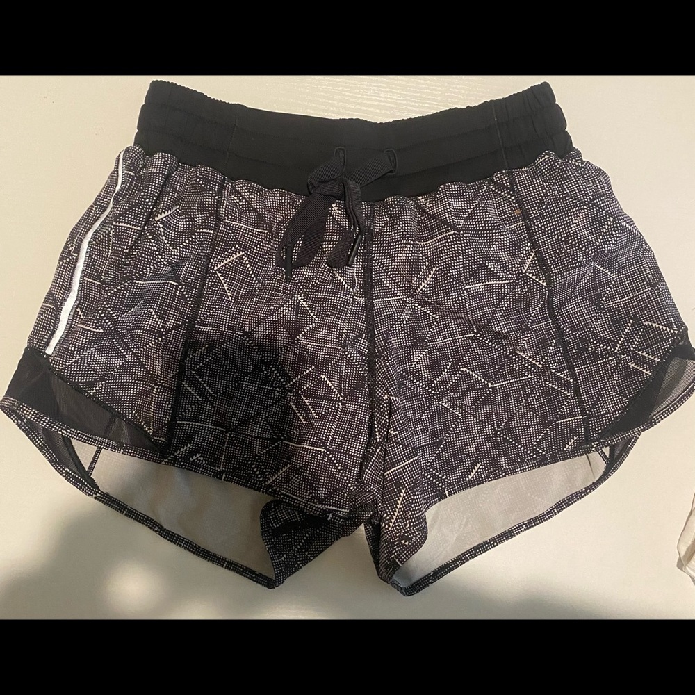 Lululemon hotty hot tall shorts